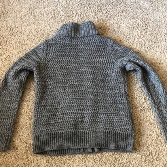Loft Sweater - Picture 4 of 4